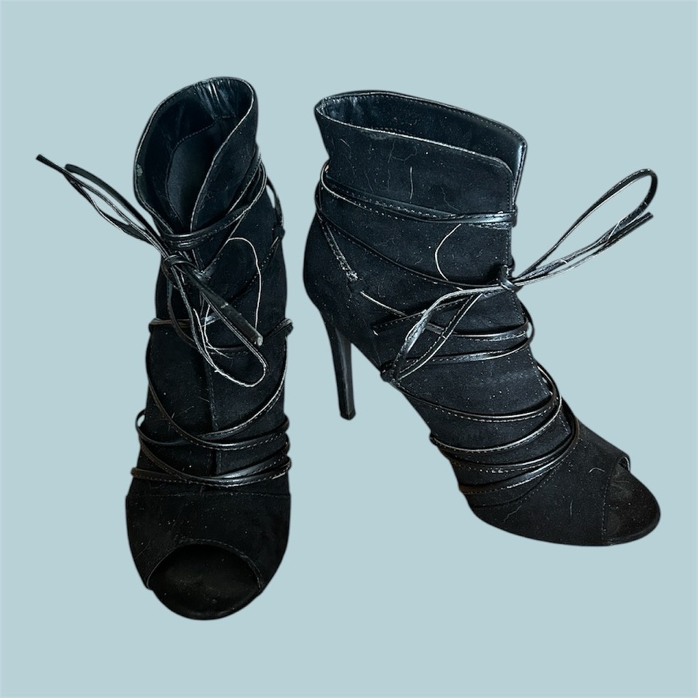 Black Lace-Up Women's Heels